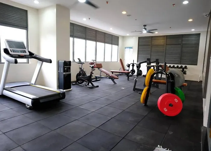 Chic & Stylish Near It Park - Pool, Gym, Sauna