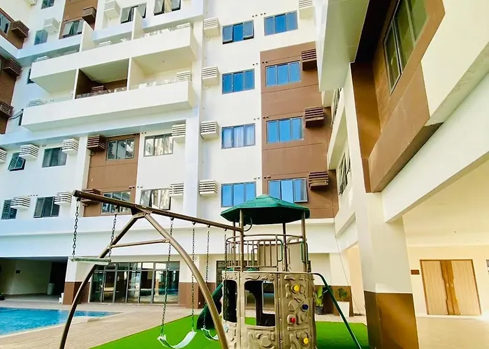 Chic & Stylish Near It Park - Pool, Gym, Sauna Appartement Cebu
