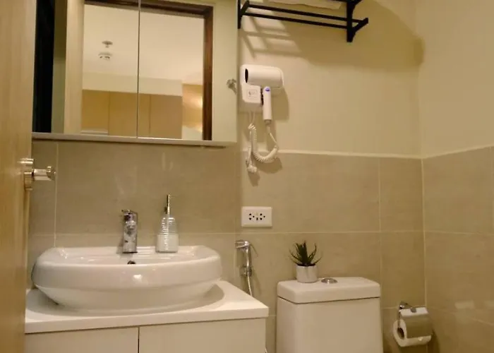 Chic & Stylish Near It Park - Pool, Gym, Sauna Cebu